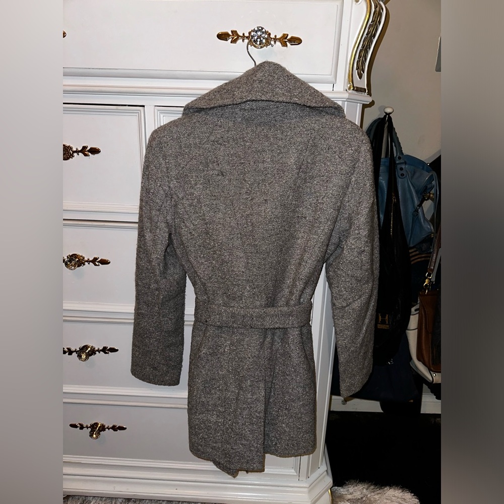 Circa 2012, Calvin Klein Grey Wool Coat, Size 6 - Picture 8 of 17